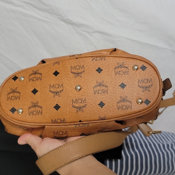 MCM Authentic - Picture 13 of 13